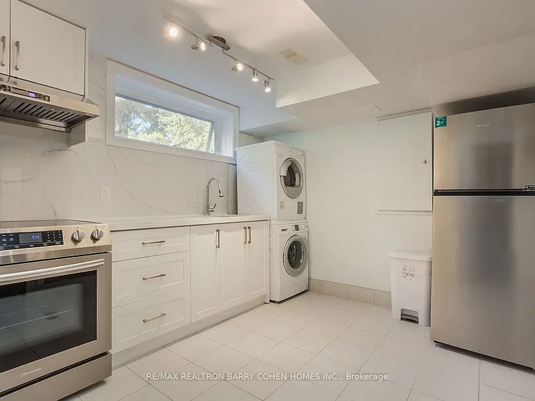 12 Longwood Dr #BASEMENT — Photo 7