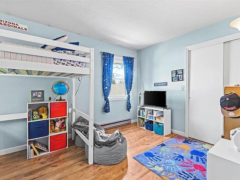 37 Densmore Dr — Photo 23