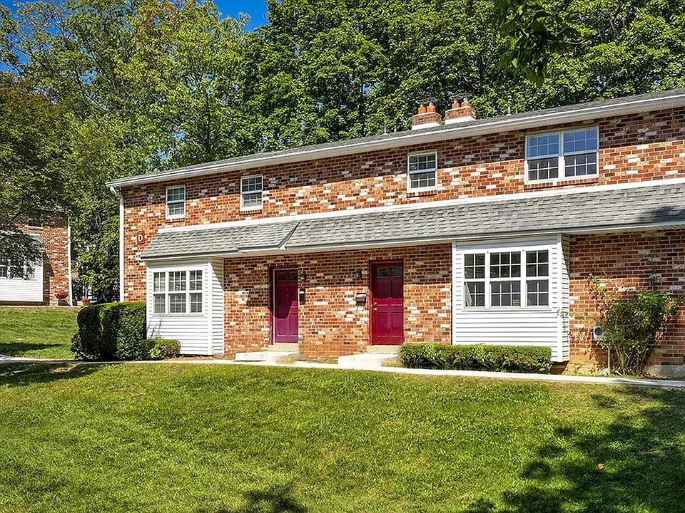 Paoli Place South Valley Townhomes