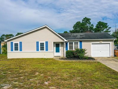 205 W Volant Street, Hubert, NC, 28539