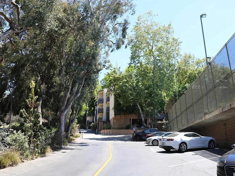 1615 Hotel Cir S #D310 — Photo 20