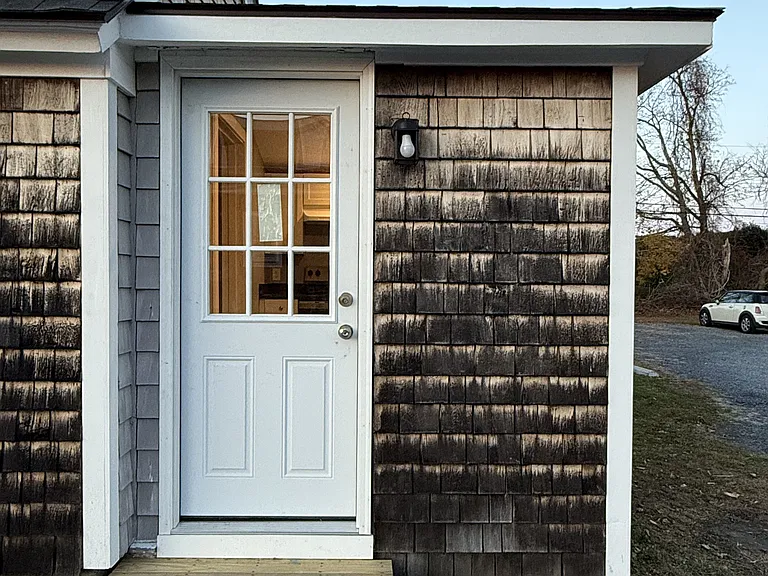149 Bristol Ferry Rd — Photo 5