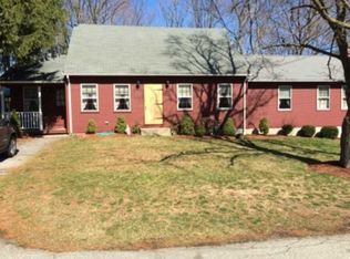 12 North St, Johnston, RI 02919