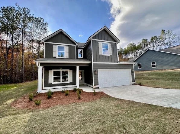 13 Lee Road 2133, Valley, AL 36854