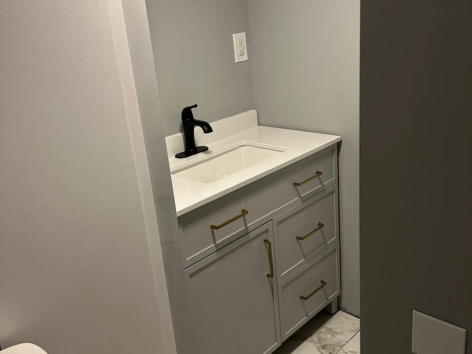 1 bed, $1,600 — Photo 3