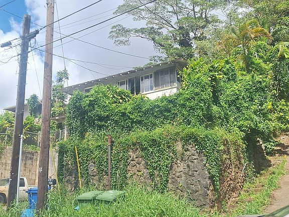 2nd image of 1625 Kalaepaa Dr