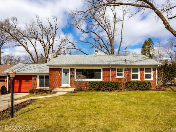 531 Atlantic St, Milford, MI 48381