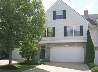 6555 Grove Ln, Parma, OH 44134
