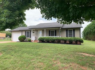 961 Lyndsey Brook Ct, Lincolnton, NC 28092