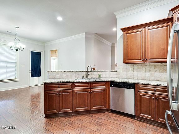 4th image of 103 Grasswalk Ct
