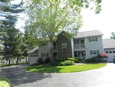 118 Heritage Ln photo 1