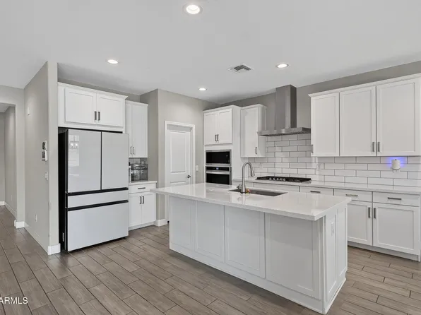 10962 W MCKINLEY Street, Avondale, AZ 85323