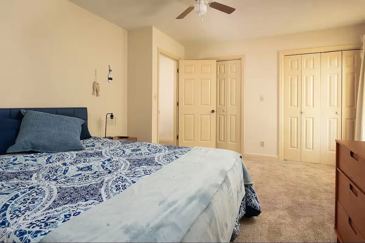 2 bed, 1.5 bath, $1,745 — Photo 4
