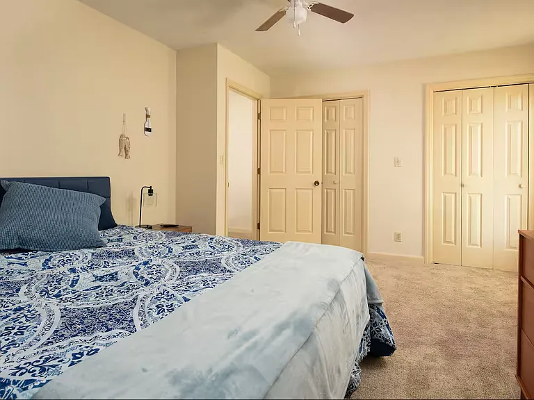 120 Arcadia Ln #C — Photo 4