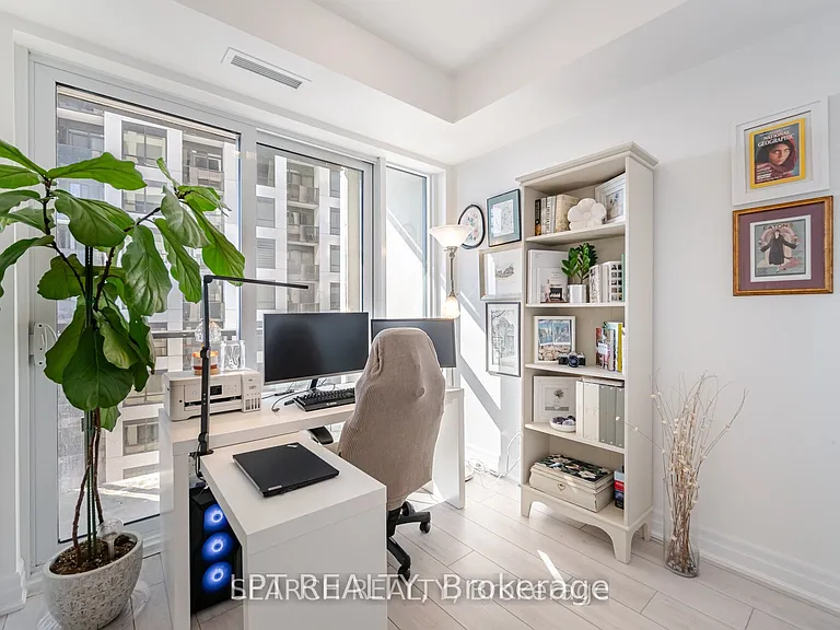 30 Elm Dr W #1708 — Photo 7