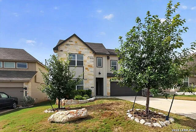 4 bed, 3.0 bath, 2391 sqft, $2,700 — Photo 3