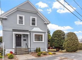 38 Gordon St, Cranston, RI 02910