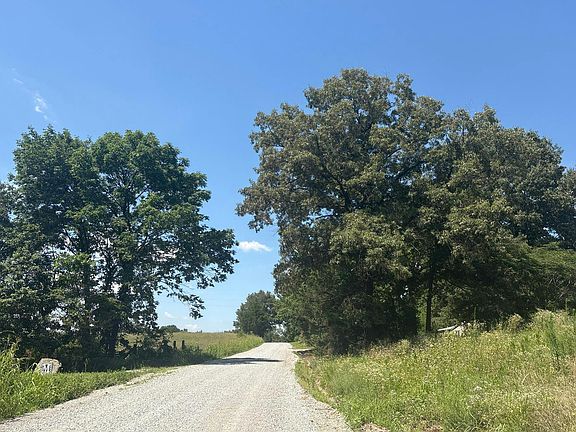 4th image of 630 County Road 471