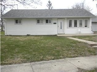 4735 Live Oak Dr, Dayton, OH 45417