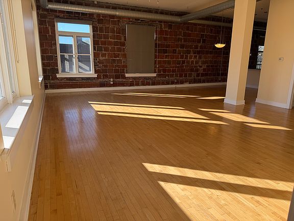 5th image of 430 Virginia St APT 201