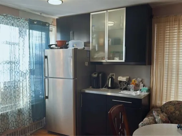 3165 Nostrand Avenue image 6 of 18