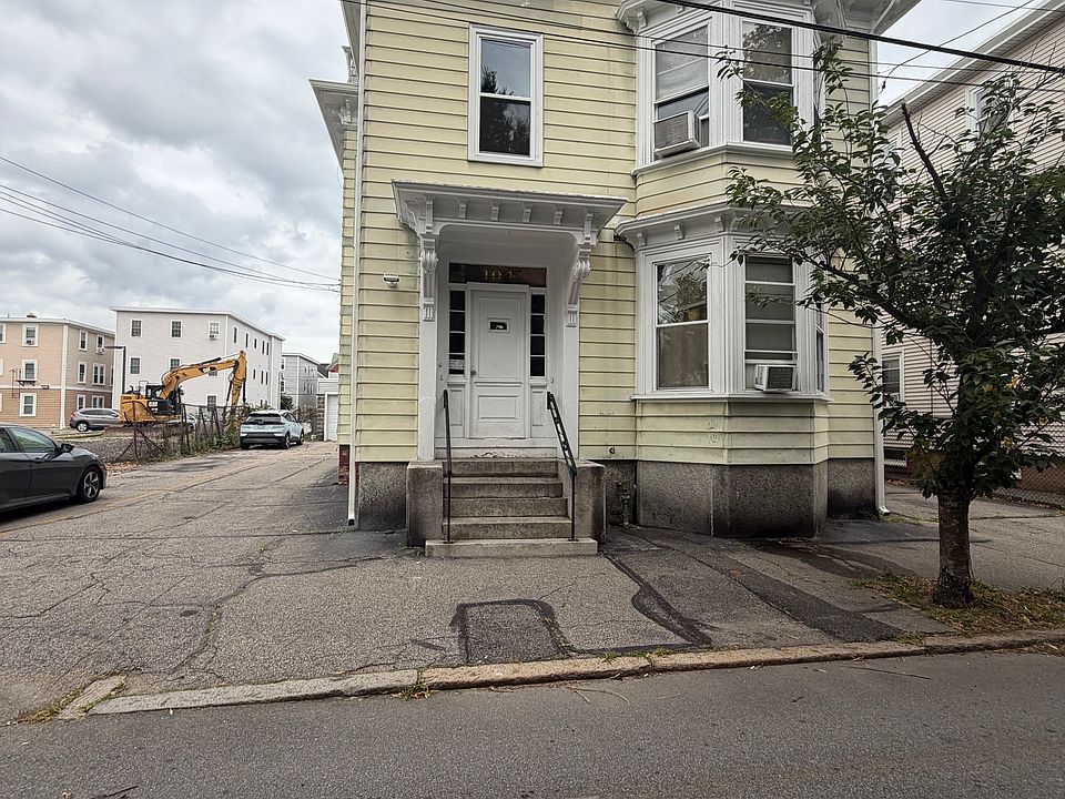 1st image of 104 Sutton St APT 2