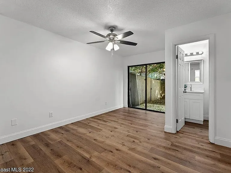 180 Long Point Rd — Photo 3