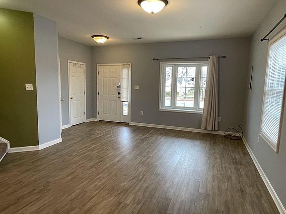 4th image of 1064 Georgia Ave