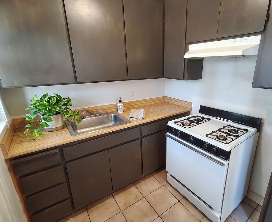 1st image of 1032 S Avenue 5 #1040