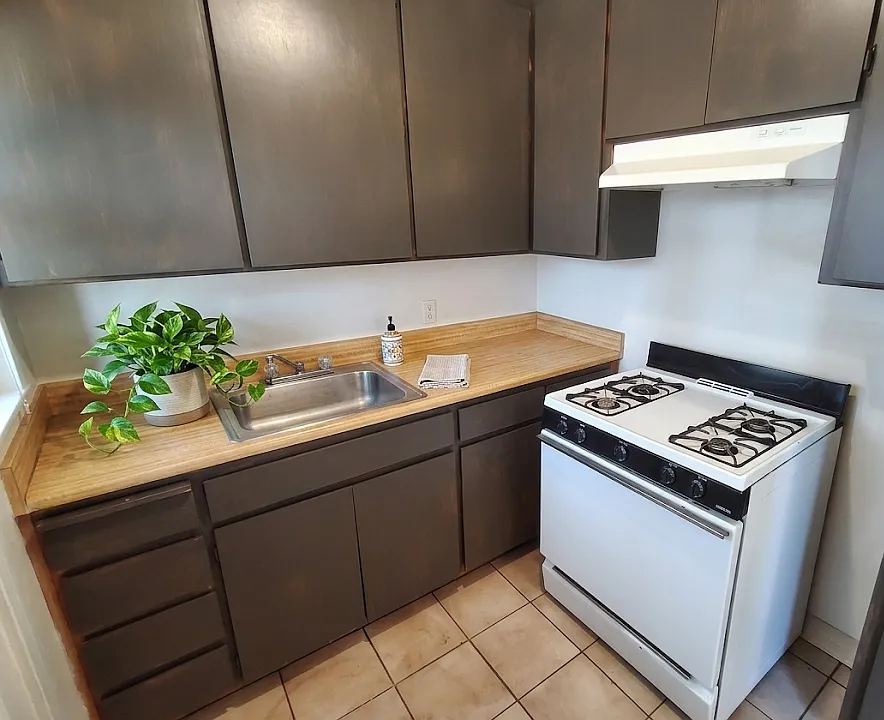 1032 S Avenue 5 #1040