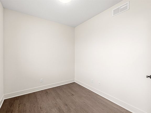 5th image of 1209 Mulberry Dr NW