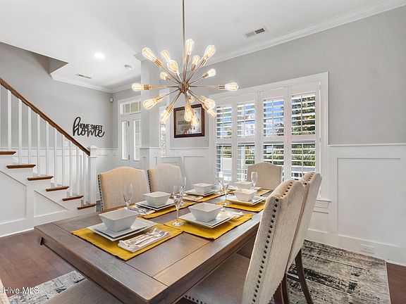 4th image of 3531 Atwater Court