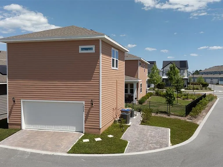 3008 Mirage Pl — Photo 2
