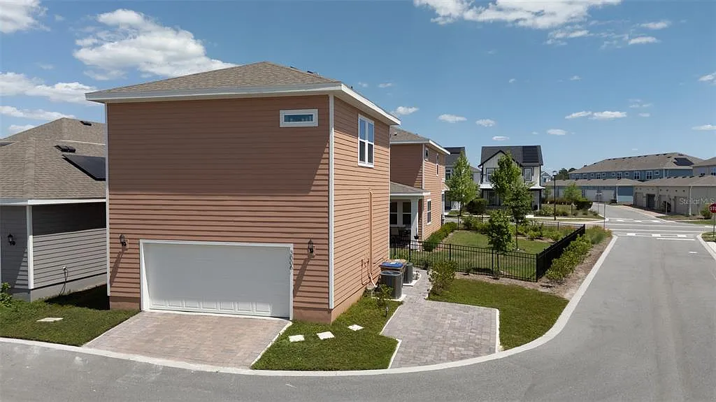 Building Photo - 3008 Mirage Pl