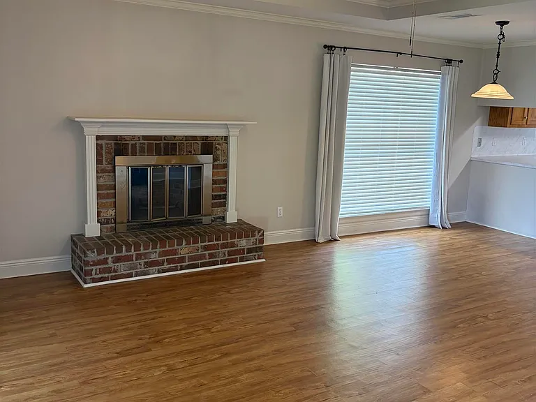 17226 Northlake Dr — Photo 10