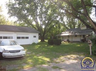 1834 NW Lane St, Topeka, KS 66608