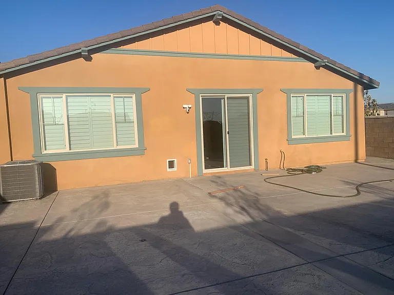 5396 La Bodega Way — Photo 2