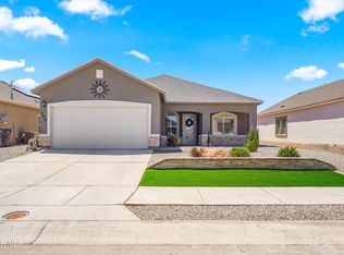 309 Samuel Vista St, Horizon City, TX 79928