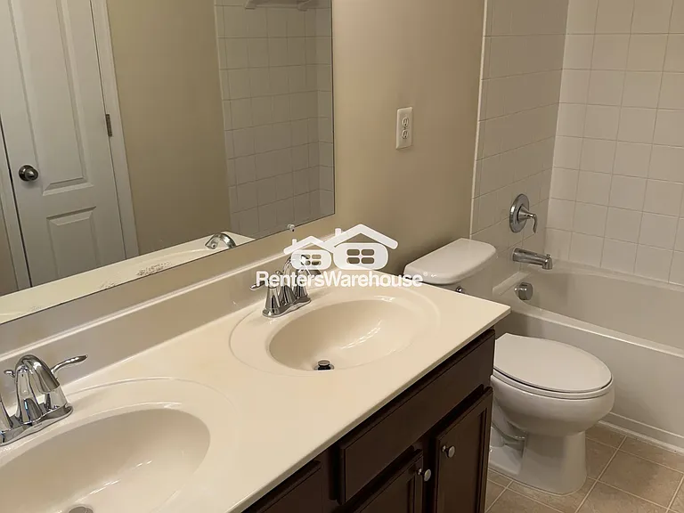 7524 Stonehouse Run Dr — Photo 8