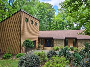 632 Browning Pl, Winston Salem, NC 27103