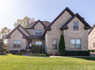 642 Dallas Ct, Murfreesboro, TN 37130
