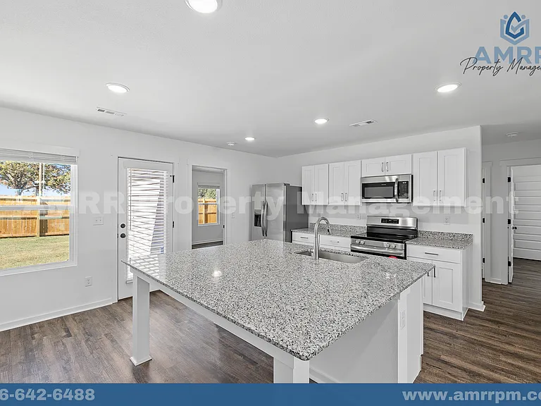 760 Short Leaf Ln — Photo 17