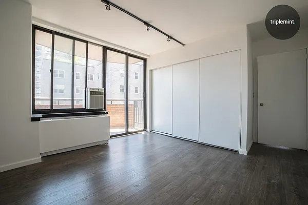 Rented by Triplemint | media 22