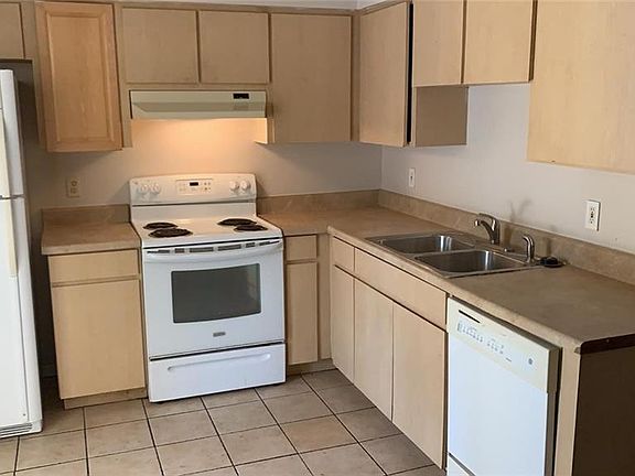 2nd image of 10020 N Aster Ave APT B