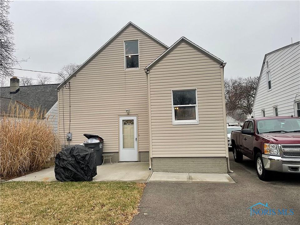 2nd image of 4029 Bowen Rd