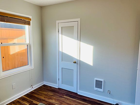 Back bedroom