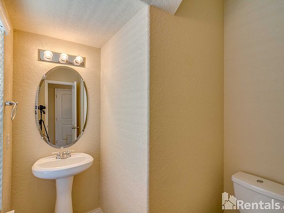 3rd image of 3414 Candlepass Dr