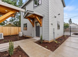 5712 SE Ramona St #C, Portland, OR 97206
