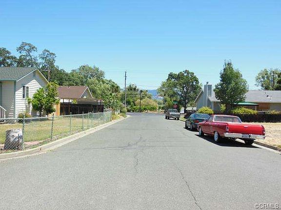5th image of 135 Island View Dr