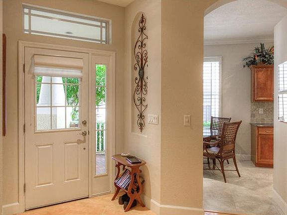 3rd image of 10008 Parley Dr